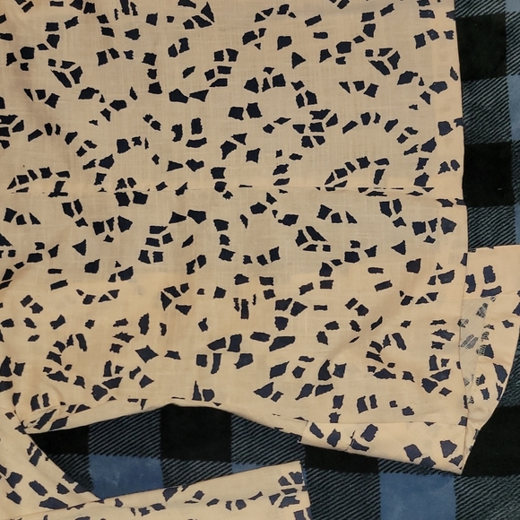 Vintage.  Made in USA. Millicent of California. 1 button blouse. Size 4 - Picture 10 of 12